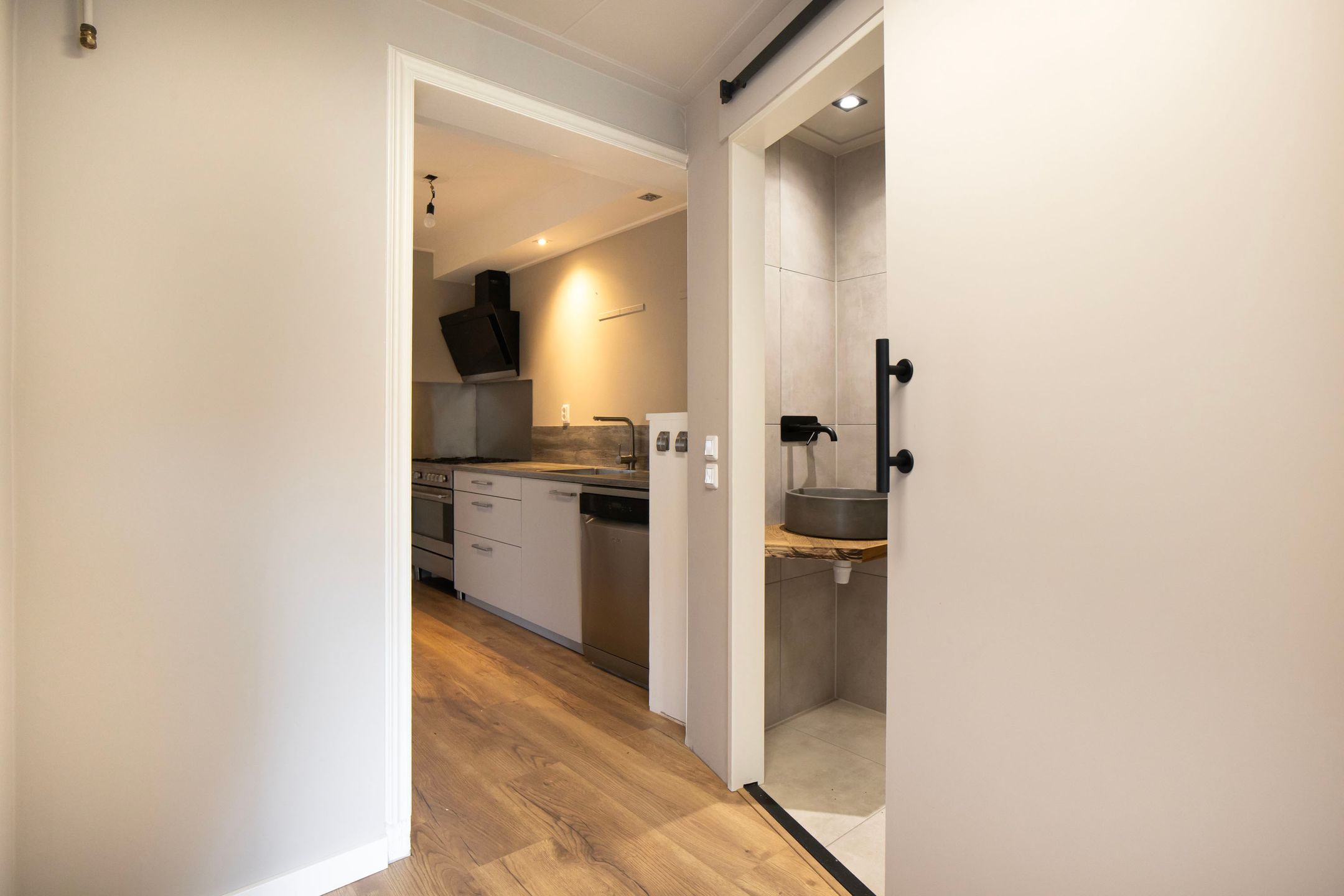 Photo 12 of Schaepmanstraat 22