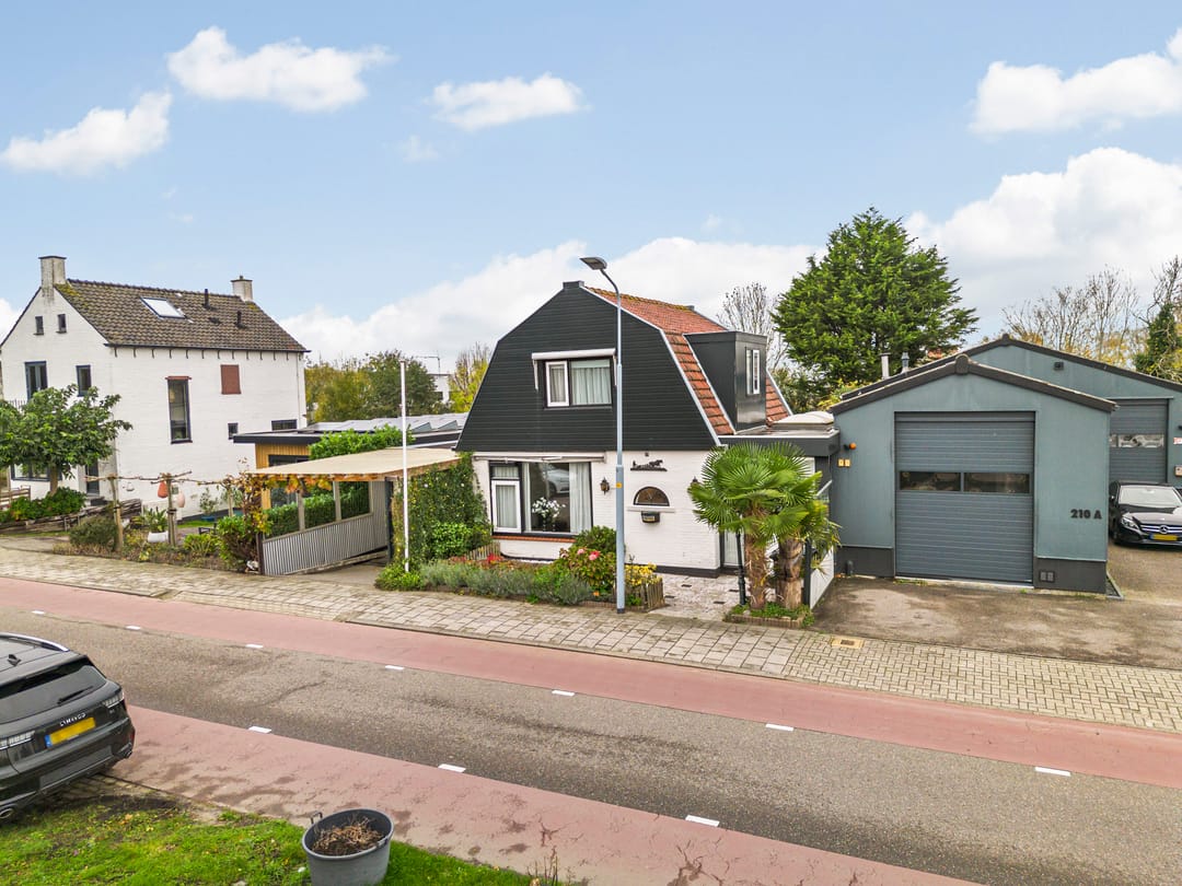 Photo 1 of Aalsmeerderdijk 210