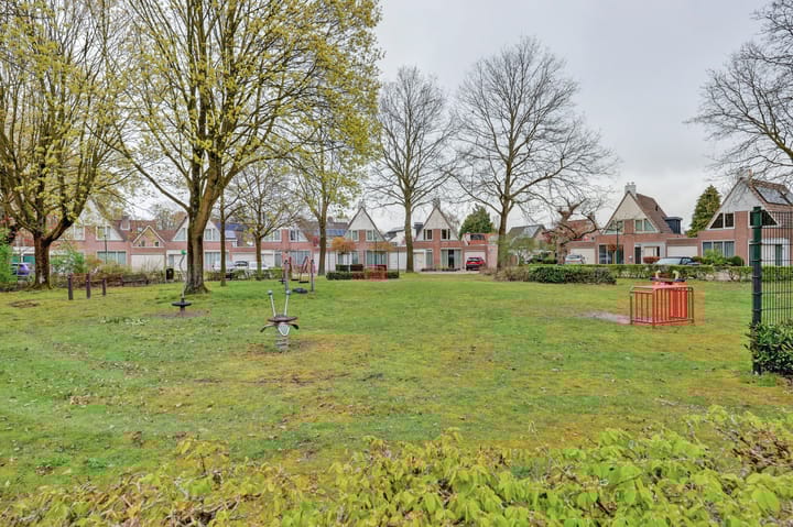 Photo 4 of Theodoorstraat 2