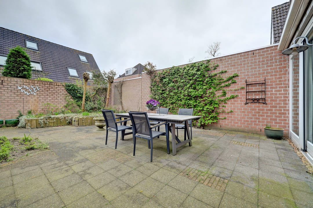 Photo 32 of Theodoorstraat 2