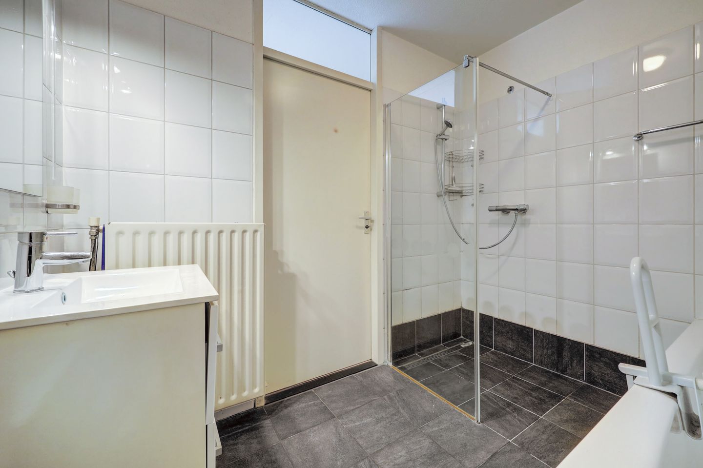 Photo 20 of Theodoorstraat 2