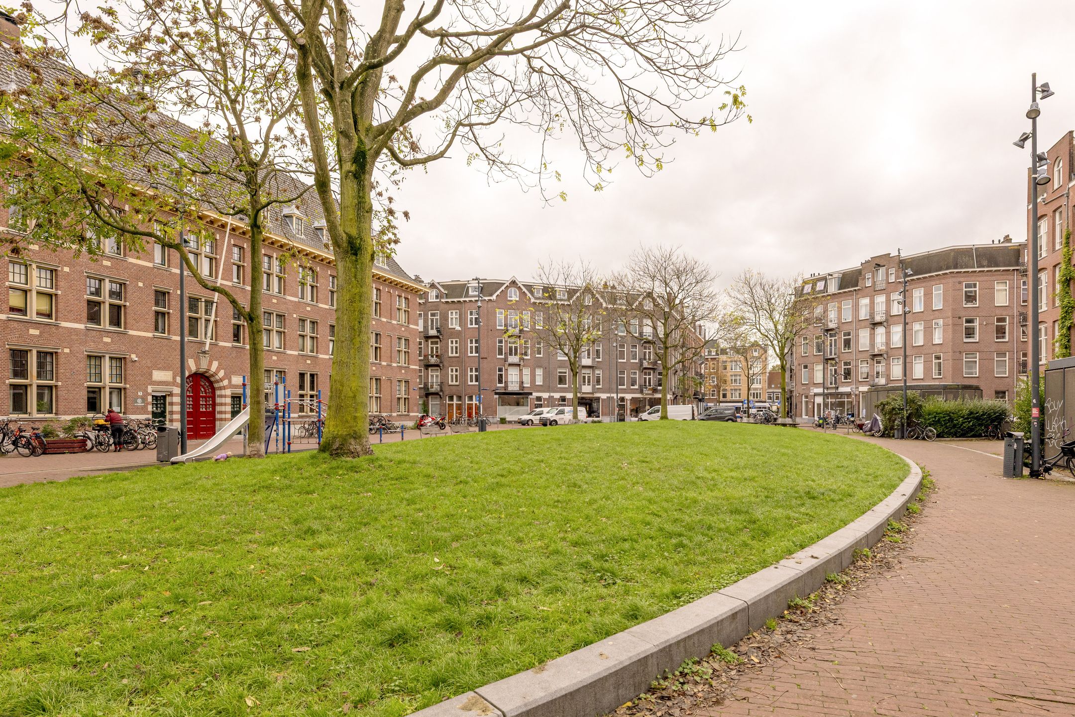 Foto 24 van Staringplein 6-2