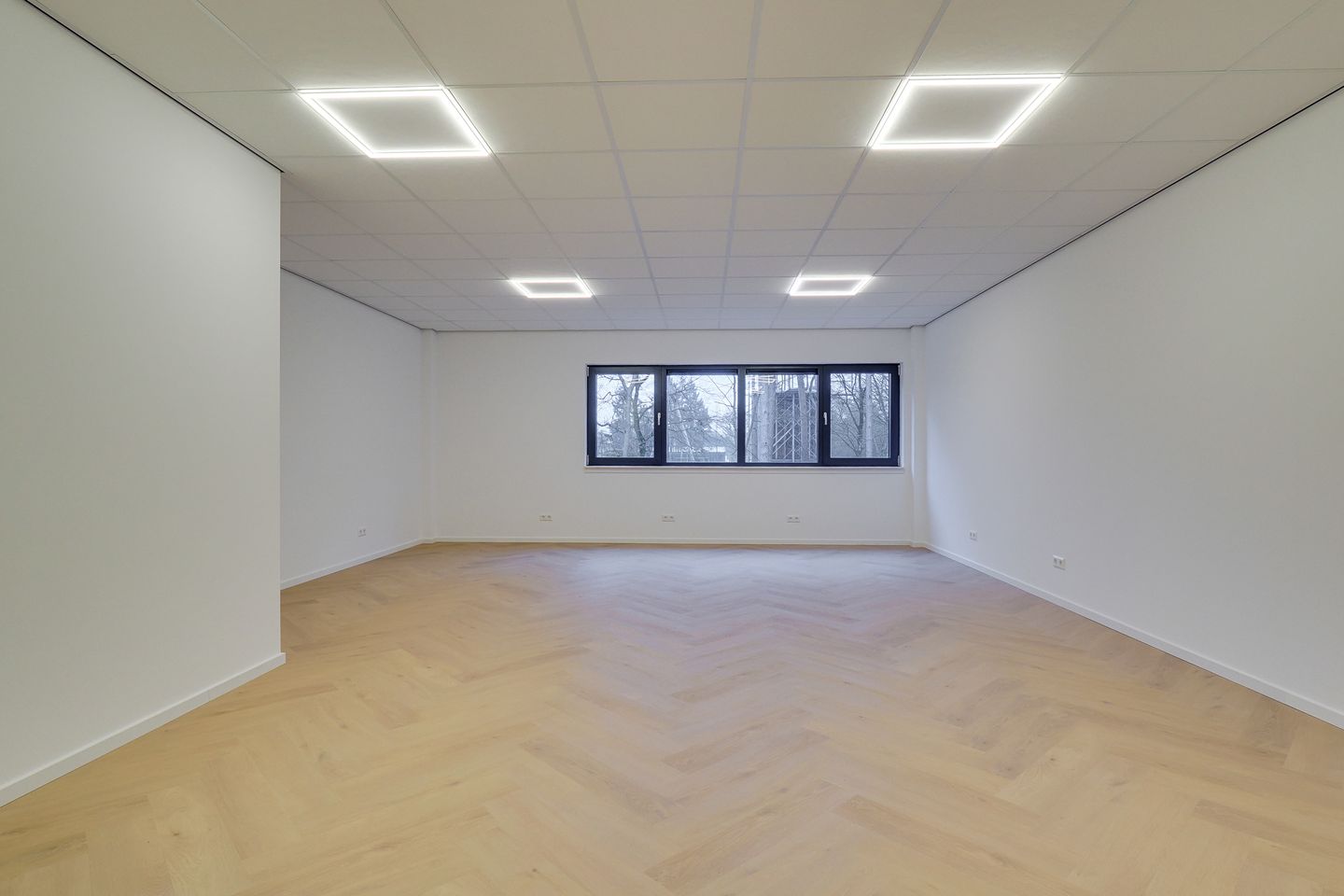 Bekijk foto 3 van Amersfoortsestraat 76-30