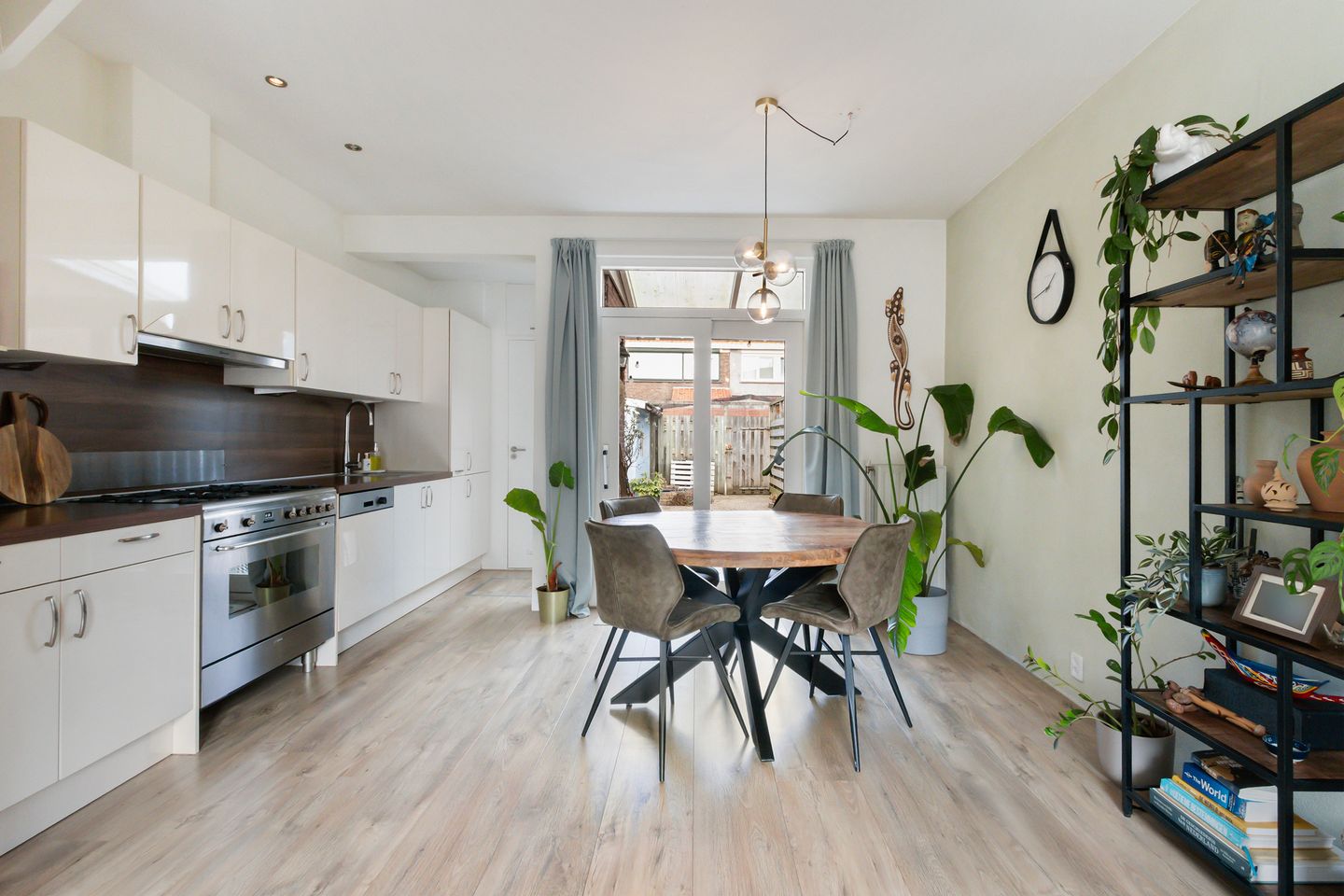 Foto 10 van Dupperstraat 42