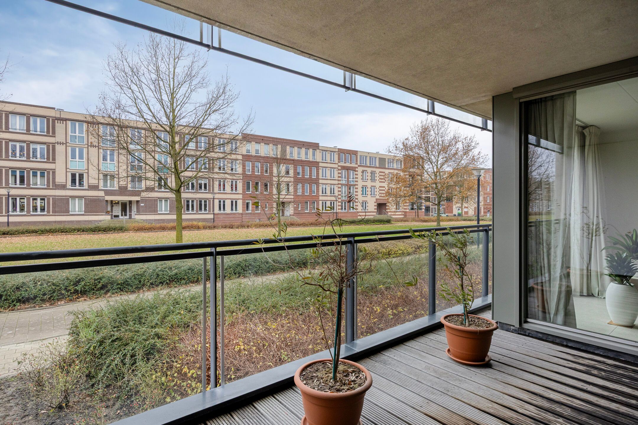 Bright ground-floor apartment with balcony near historic Amersfoort centre — 15