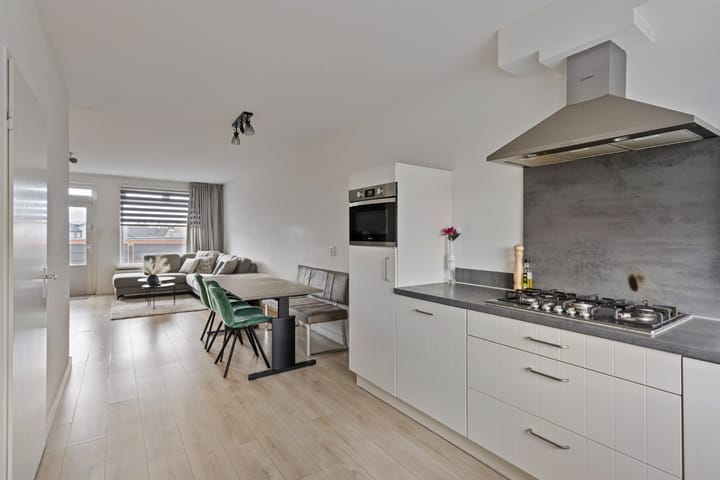 Photo 2 of Laan ten Roode 4