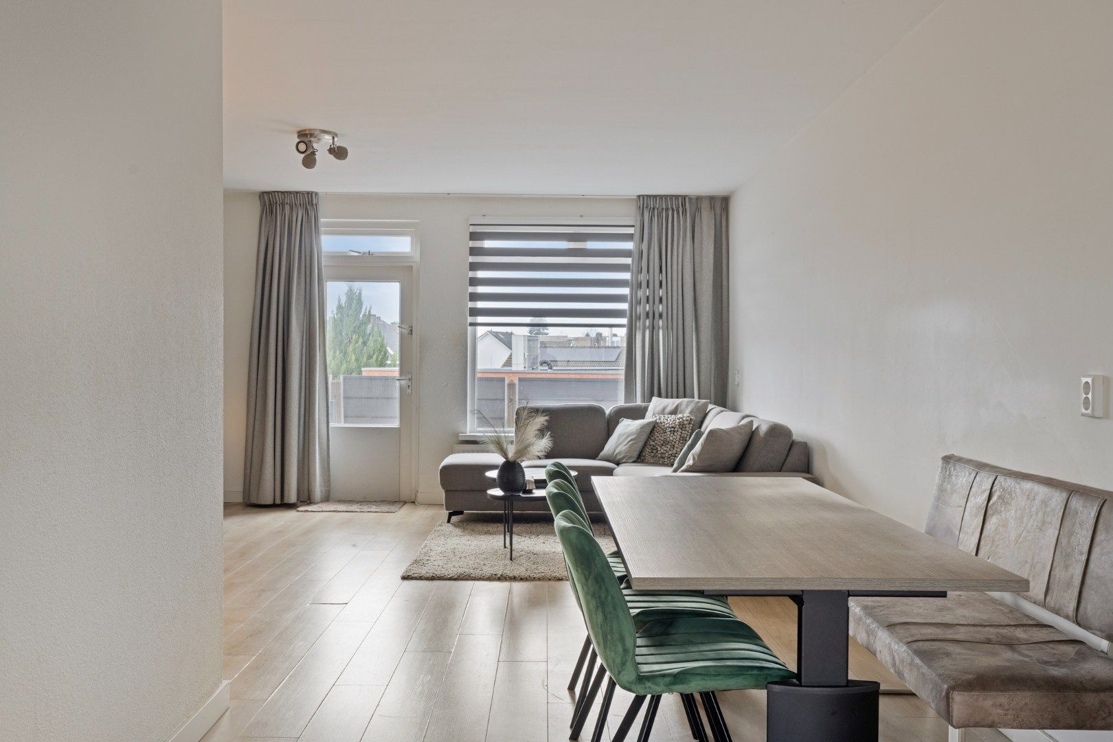 Photo 3 of Laan ten Roode 4