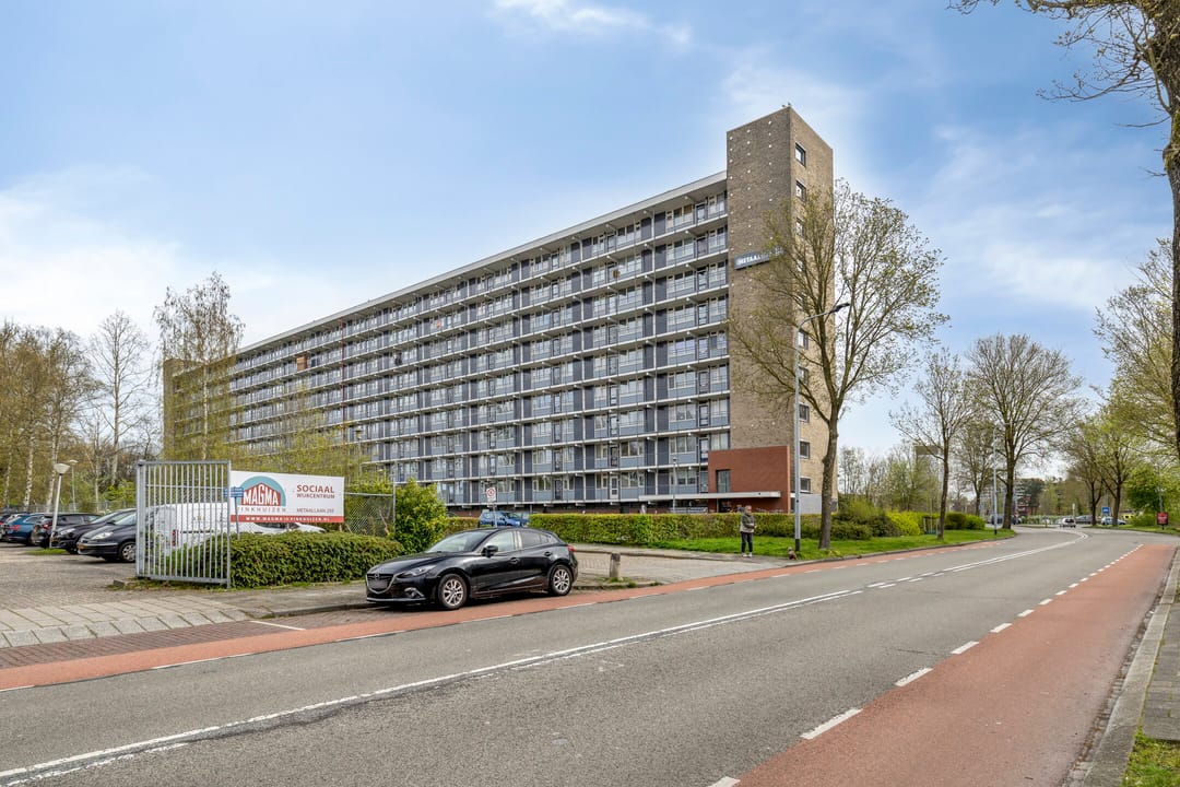 Bright 3-Room Apartment with Balcony in Vinkhuizen, Groningen — 41