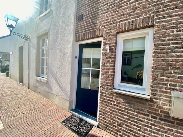 Photo 2 of Molenstraat Noord 1