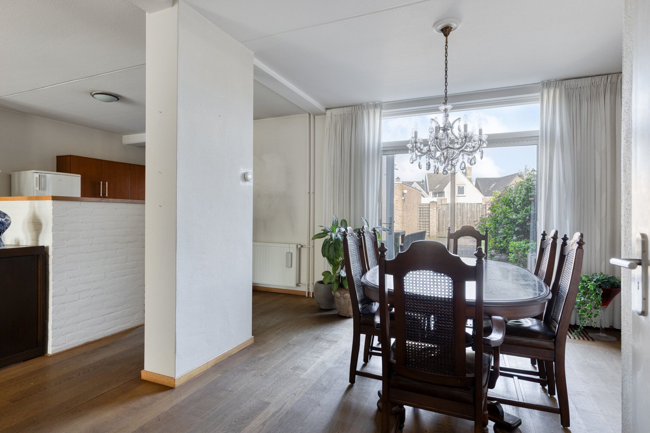 Photo 6 of Vincent van Goghstraat 8