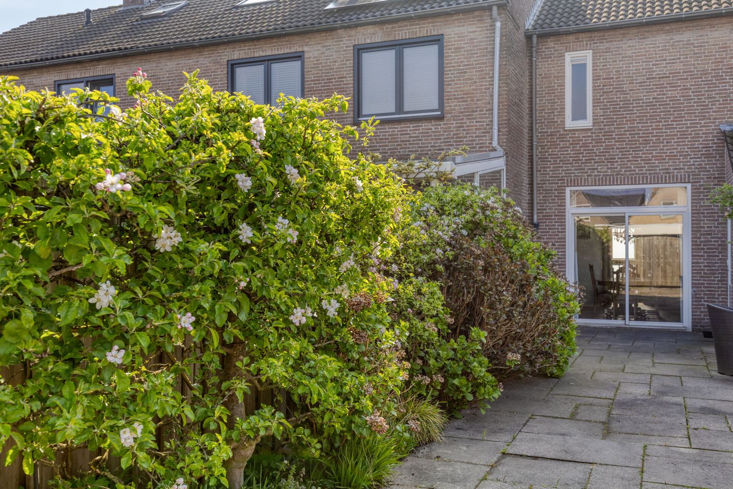 Photo 40 of Vincent van Goghstraat 8