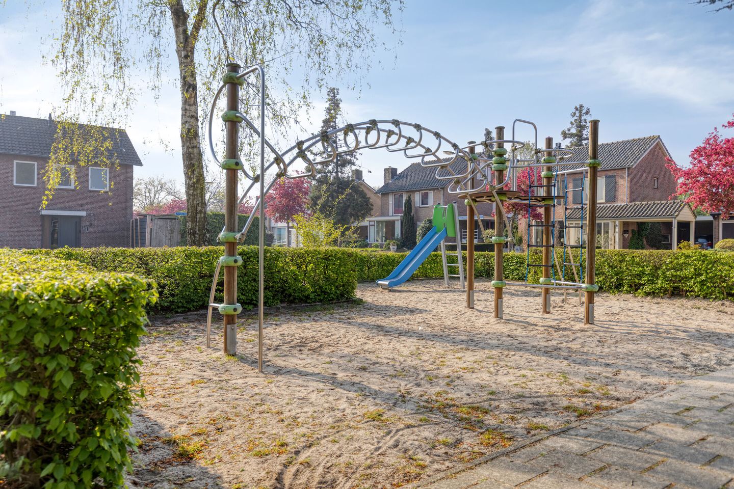 Photo 44 of Vincent van Goghstraat 8