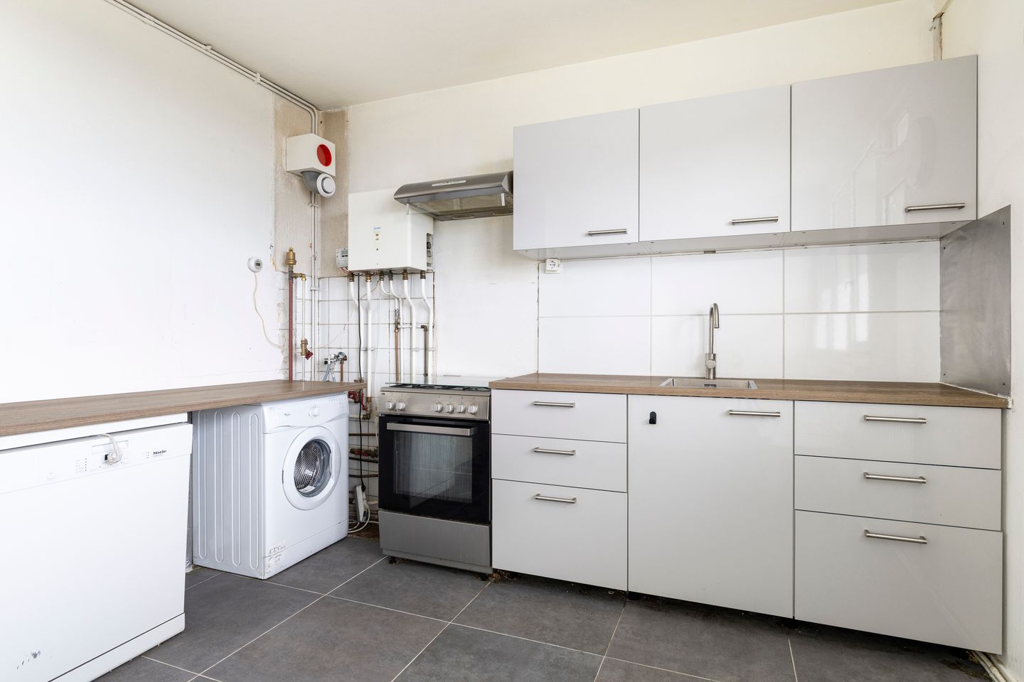 Bright 3-Room Apartment with Balcony in Vinkhuizen, Groningen — 19