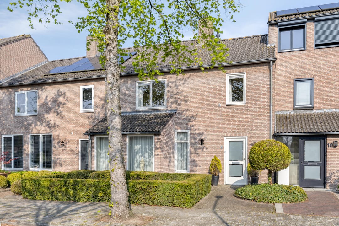 Photo 1 of Vincent van Goghstraat 8