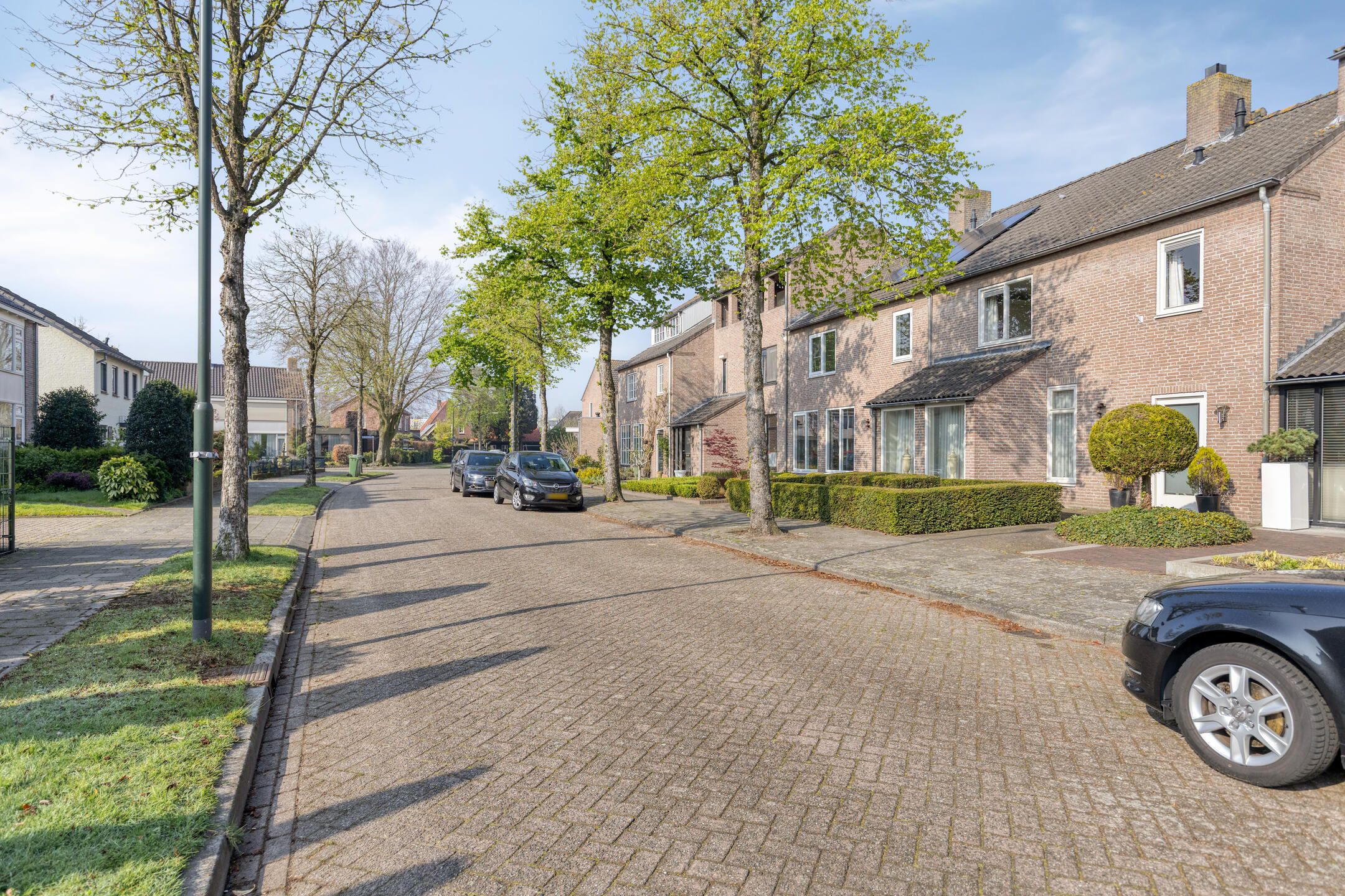 Photo 42 of Vincent van Goghstraat 8