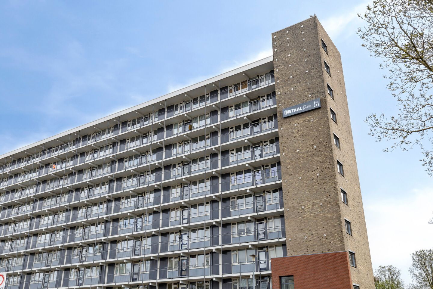 Bright 3-Room Apartment with Balcony in Vinkhuizen, Groningen — 40