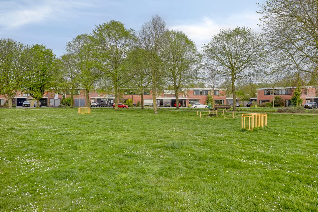 Spacious terraced house with guest accommodation in child-friendly Blixembosch — 38