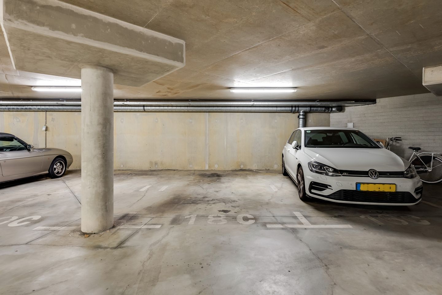 Foto 20 van Clermontlunet 18-C