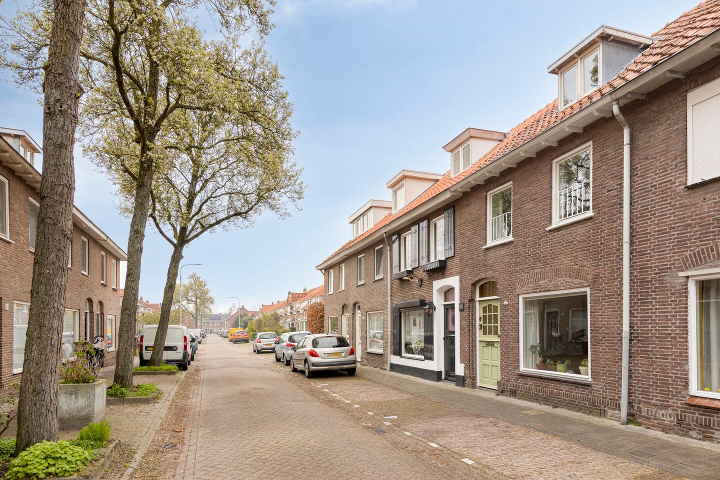 Foto 35 van Valkenierstraat 68