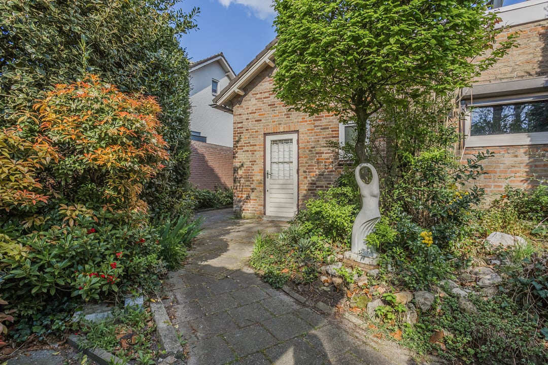 Foto 41 van Ereprijsstraat 45