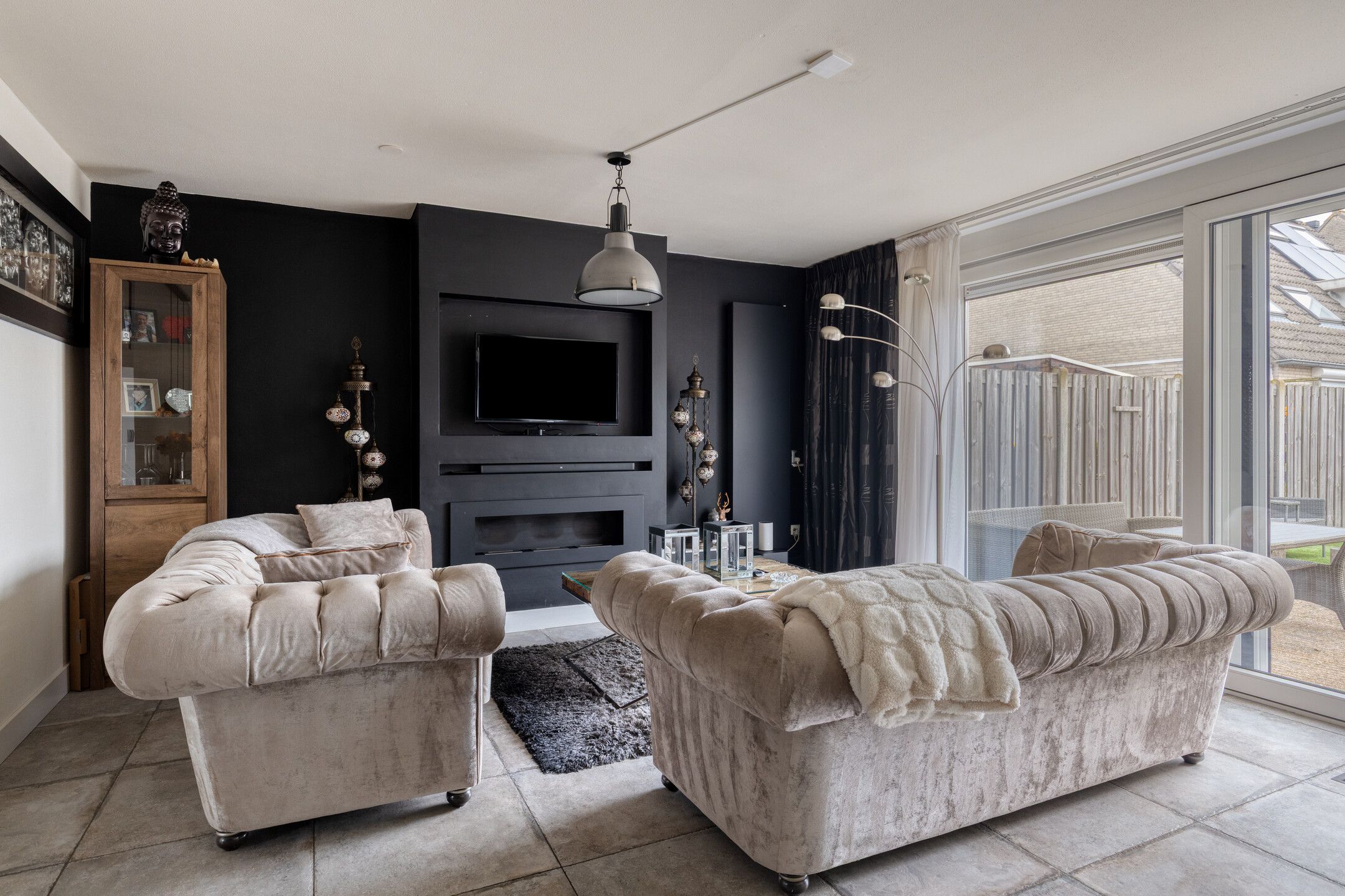 Photo 3 of Duvenee 37