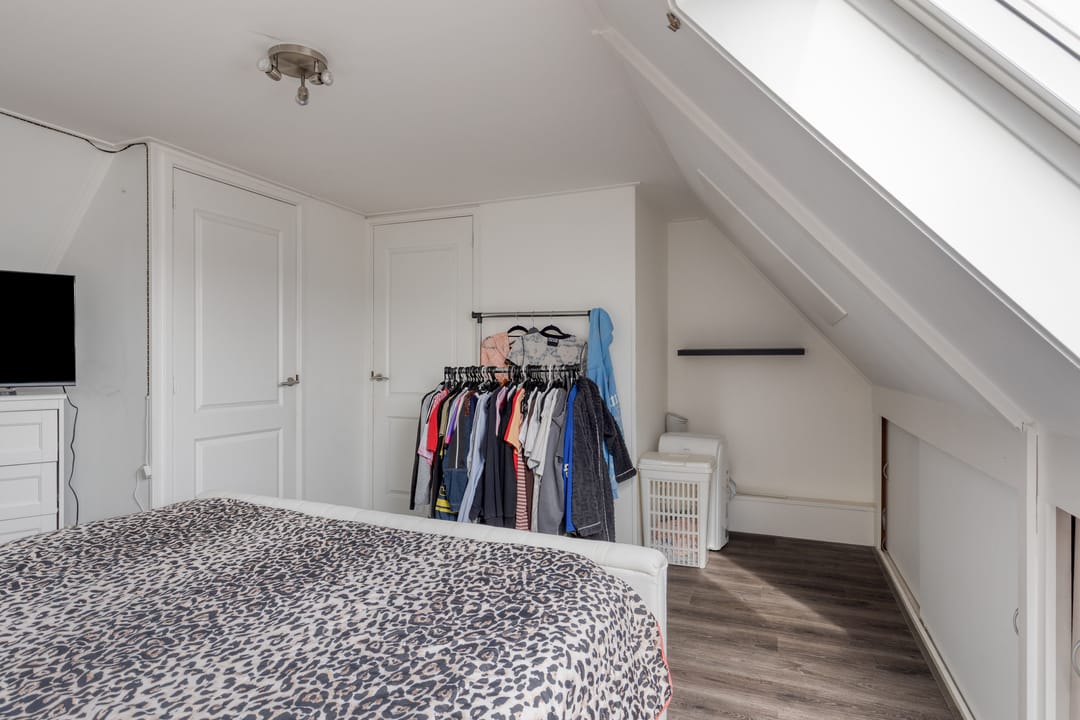 Photo 32 of Duvenee 37