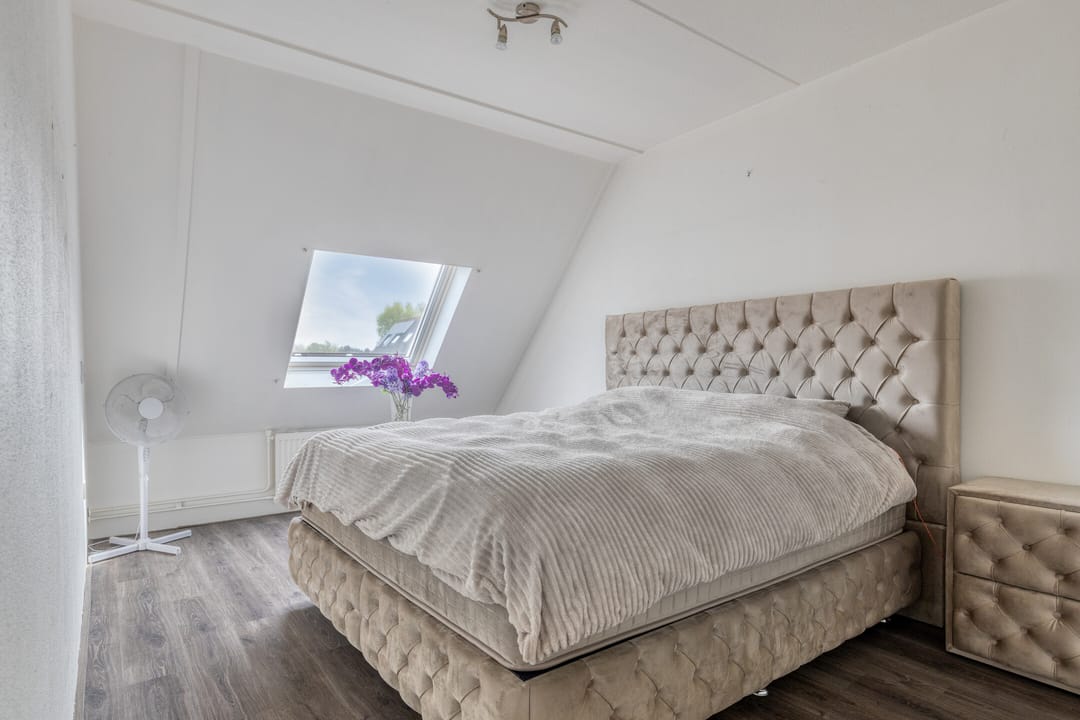 Photo 22 of Duvenee 37