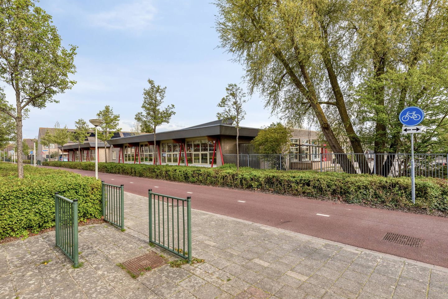 Photo 40 of Duvenee 37