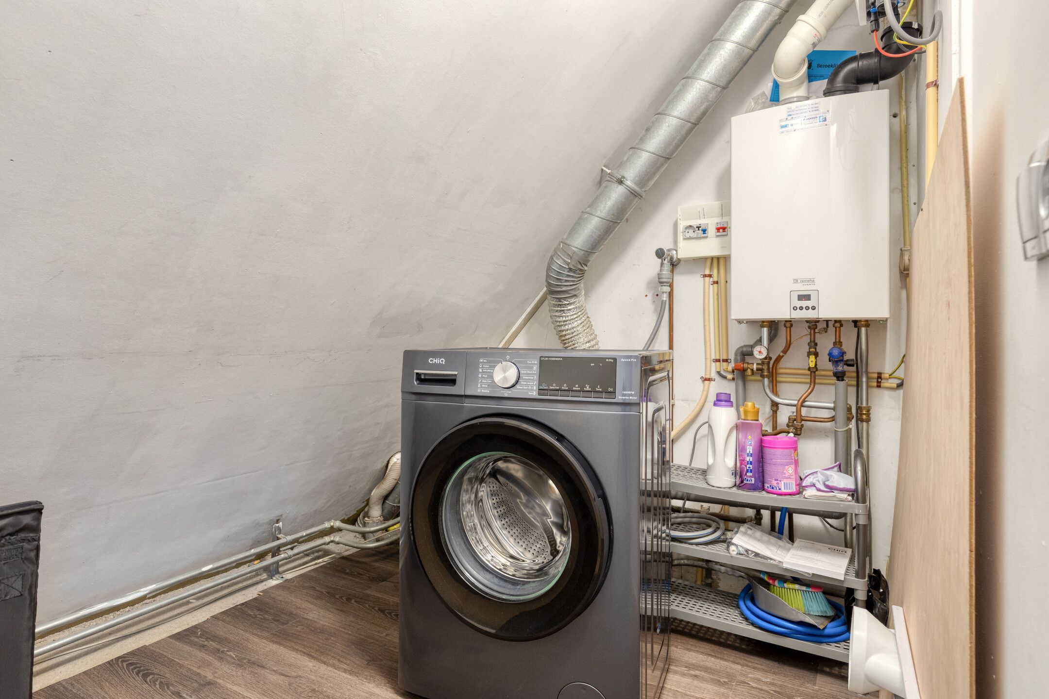 Photo 30 of Duvenee 37