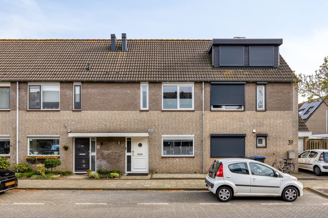 Photo 1 of Duvenee 37