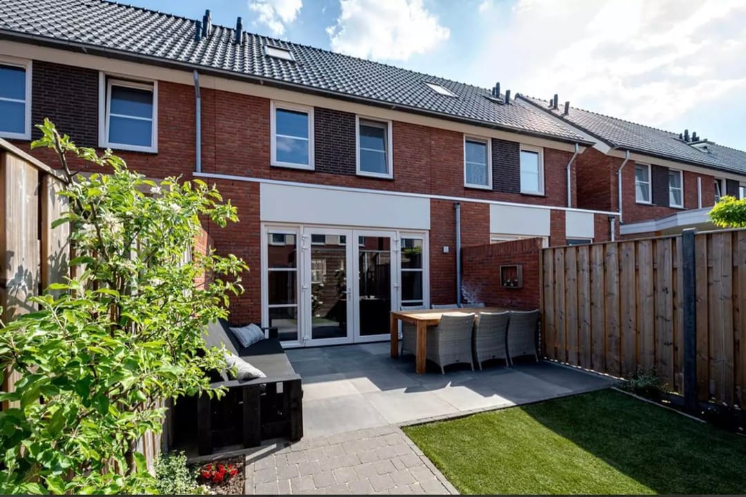 Photo 11 of Pastoor Vereeptstraat 14