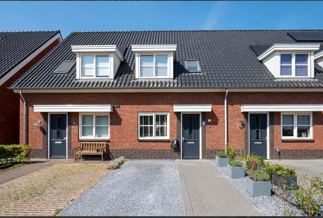 Photo 1 of Pastoor Vereeptstraat 14