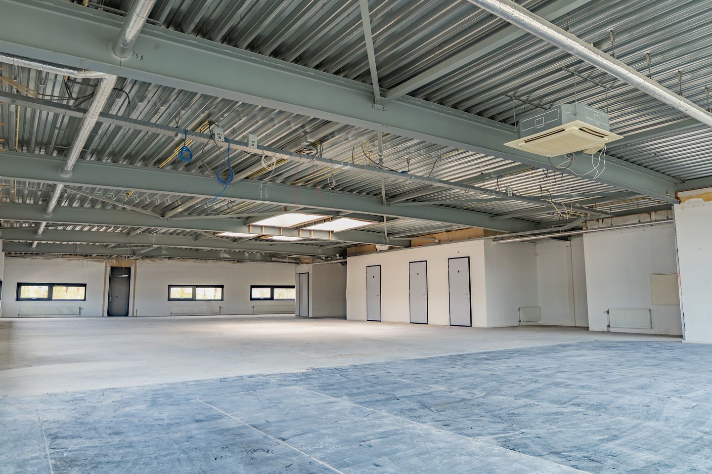 Bekijk foto 5 van Helicopterstraat 7