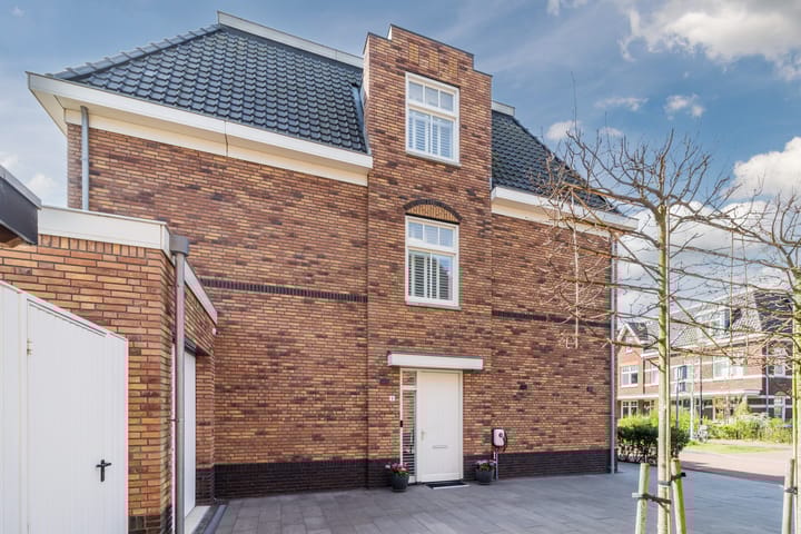 Photo 3 of George Seferislaan 9