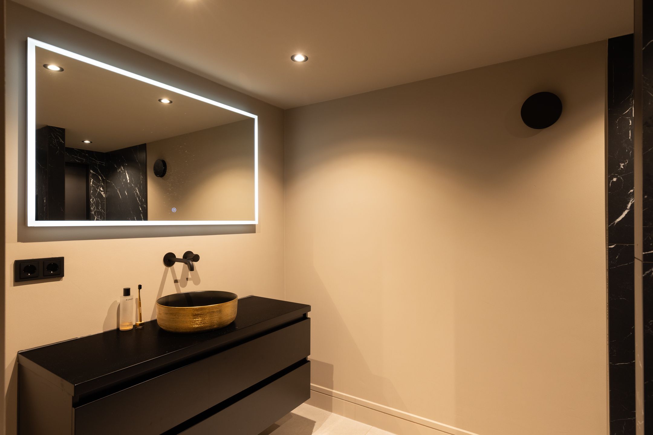 Foto 66 van Prins Hendrikweg 2