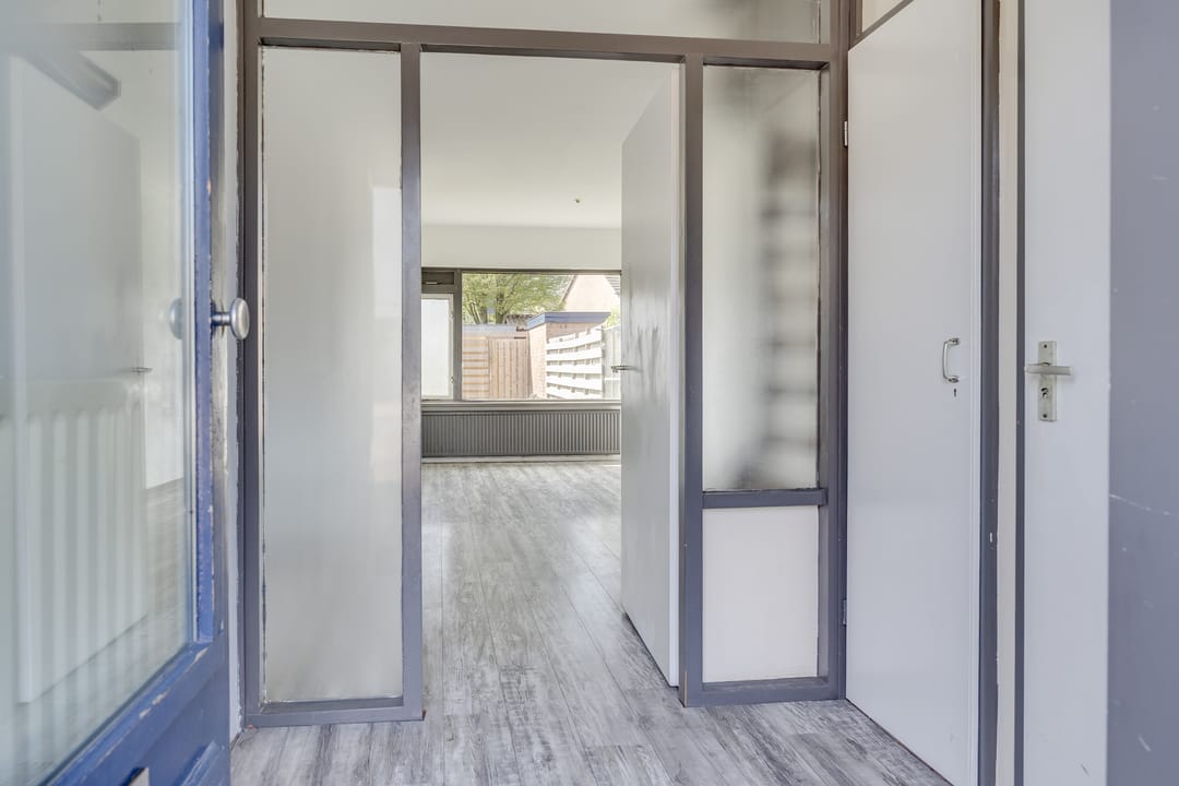 Photo 23 of Van Oldenbarneveltstraat 46