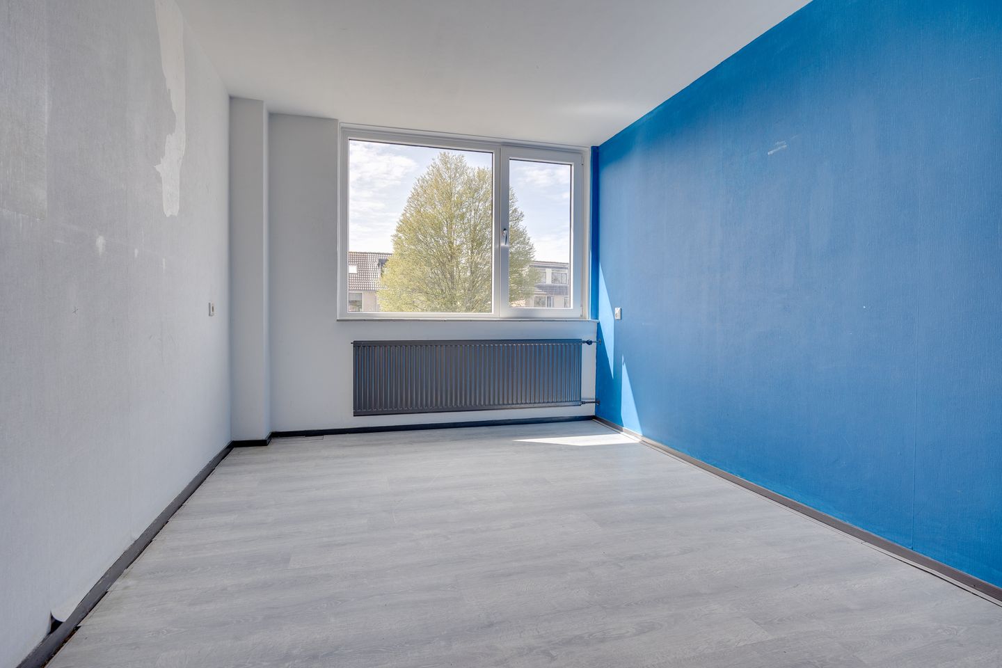 Photo 25 of Van Oldenbarneveltstraat 46