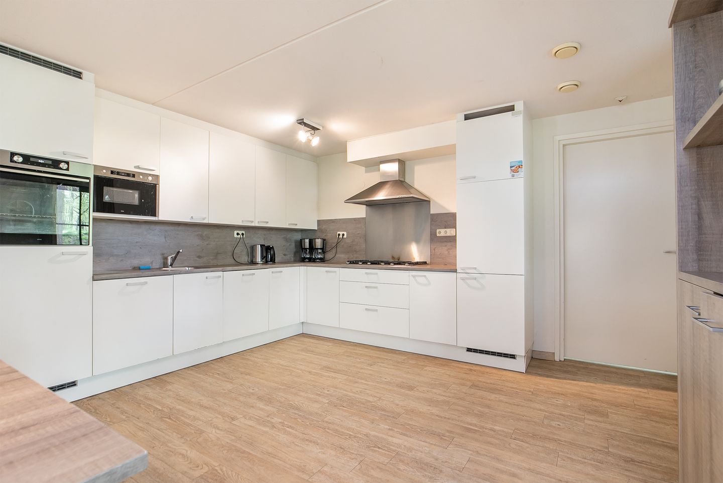 View photo 4 of Trancheeweg 7-R532