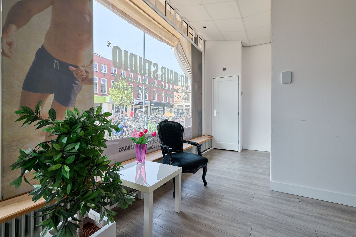 View photo 2 of Nachtegaalstraat 64