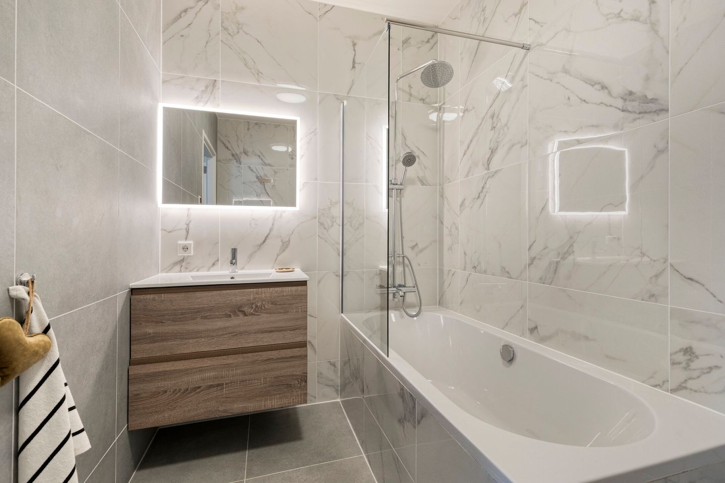 Foto 20 van Spoorstraat 42