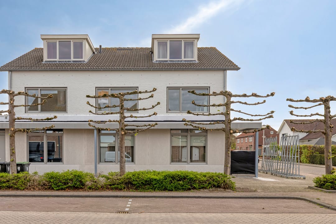 Foto 2 van Spoorstraat 42