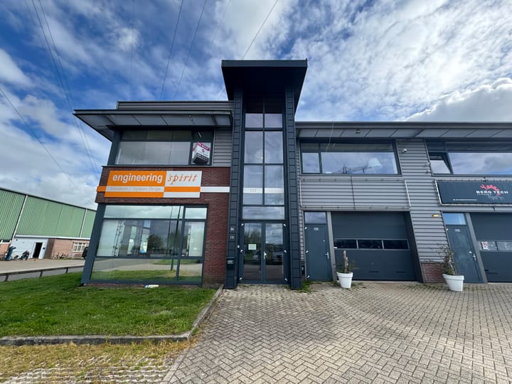 Angstelpark 111, Nieuwersluis