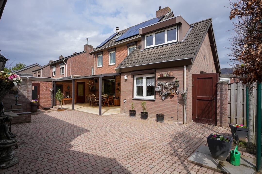 Foto 28 van M.L. Kingstraat 32