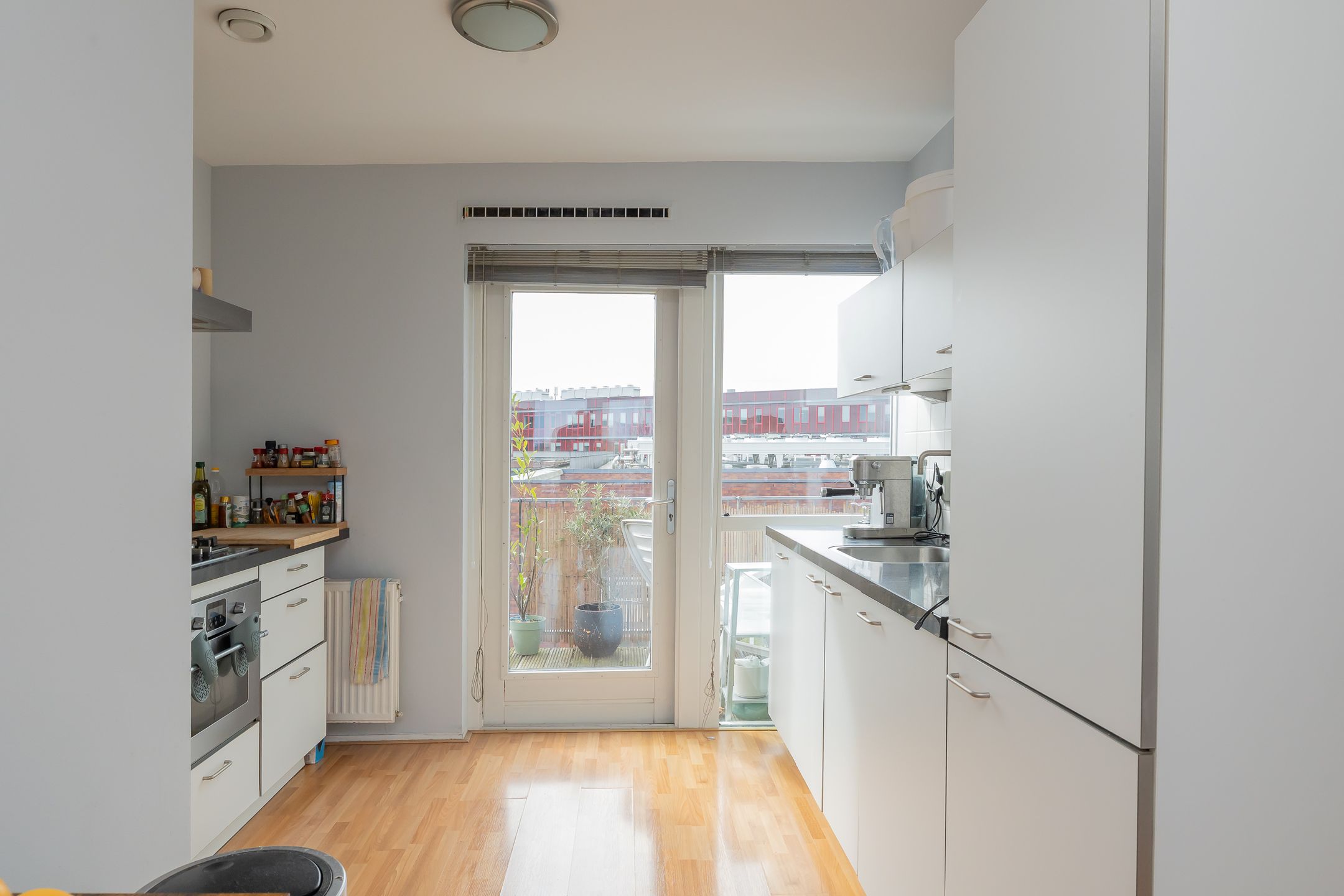 Foto 6 van Leeuwendalersweg 15-G