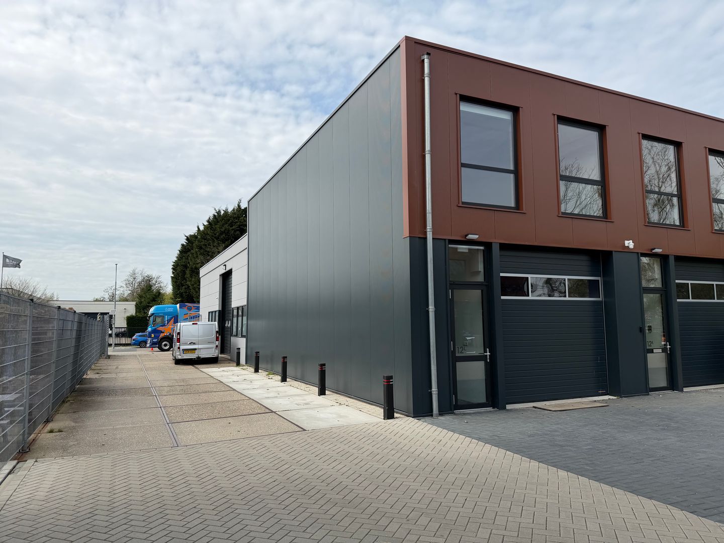 View photo 4 of Handelsweg 12-L