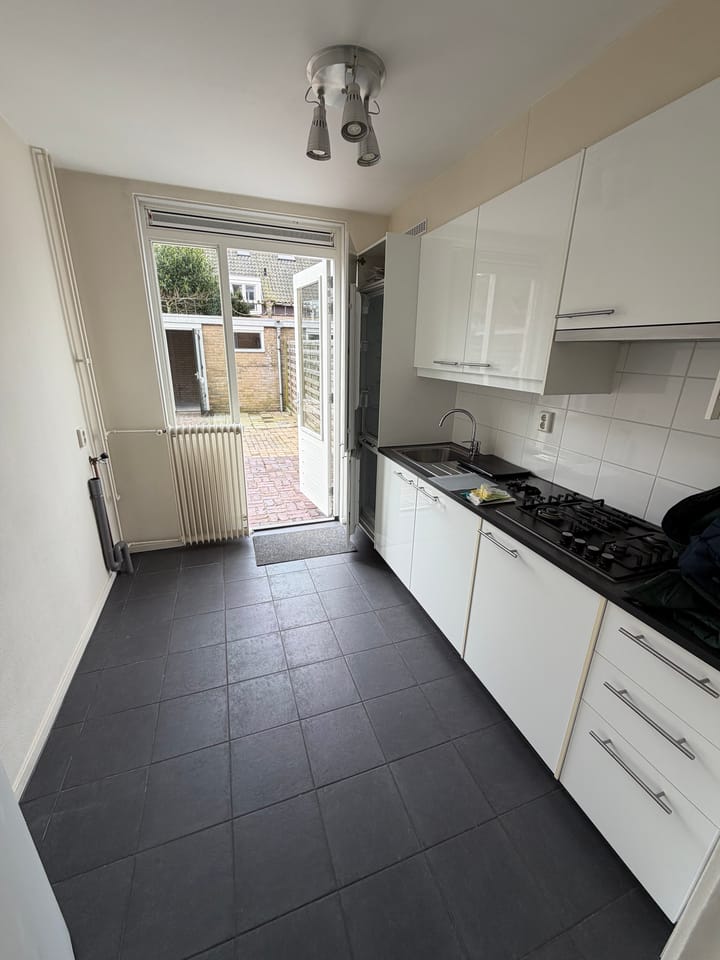 Photo 5 of Justus van Effenstraat 48