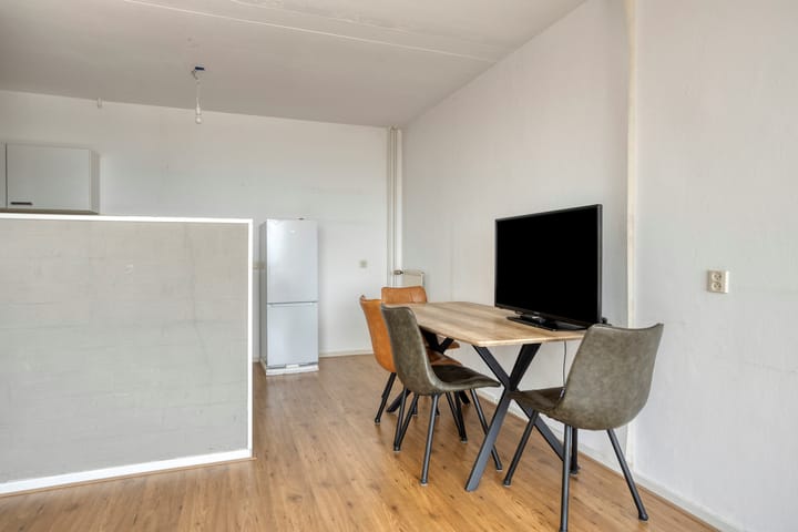 Photo 5 of Heutinkstraat 31