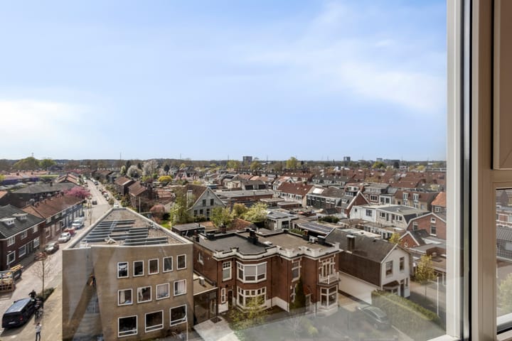 Photo 4 of Heutinkstraat 31