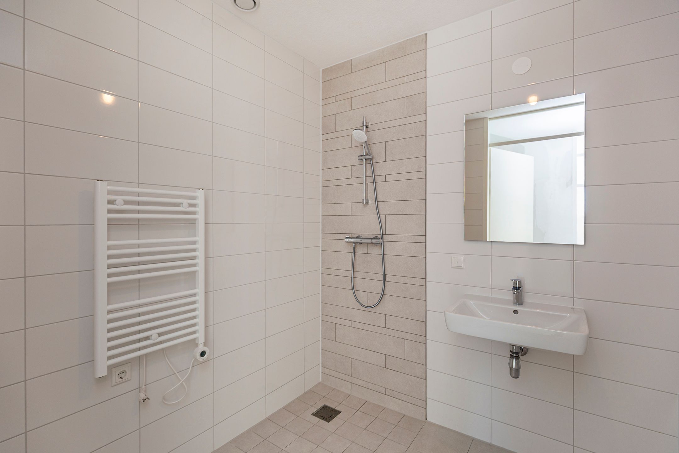Panoramic 20th Floor Apartment with Sea, City and Dune Views — 21