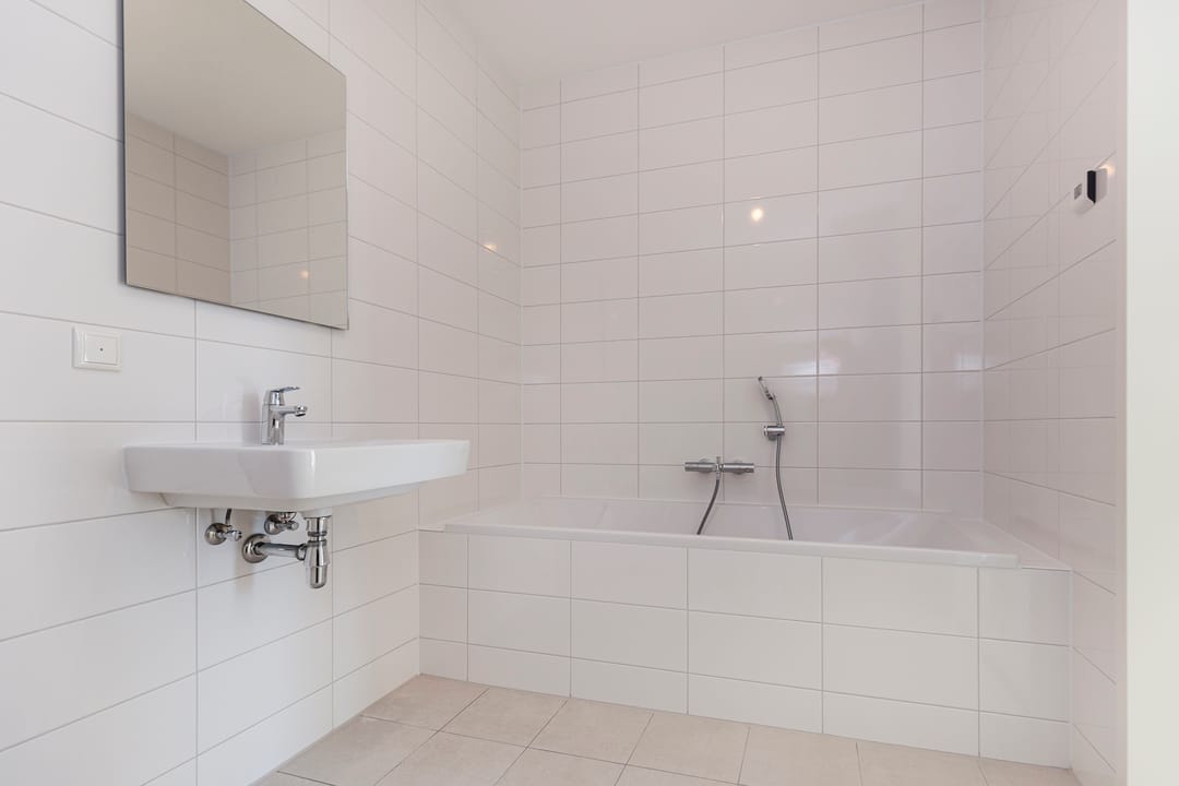 Panoramic 20th Floor Apartment with Sea, City and Dune Views — 22